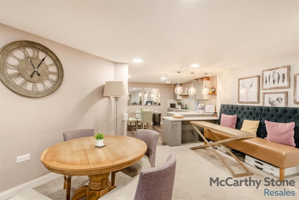 Wisteria Place, Old Main Road, Bulcote