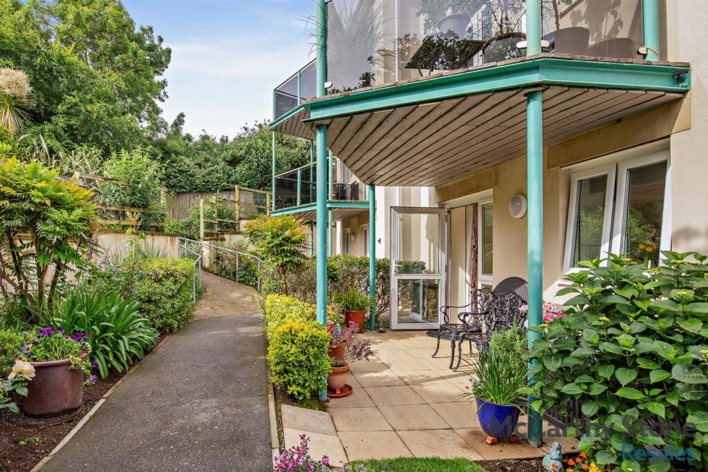 San Lorenzo Court, Hecla Drive, Carbis Bay, St. Ives
