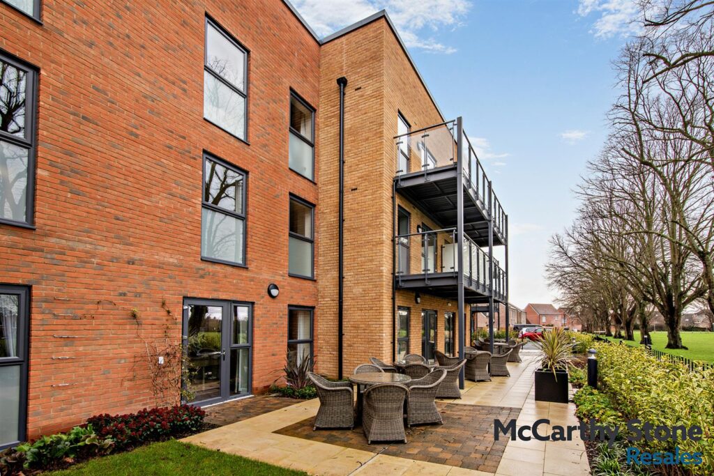Twelve Acres Place, Palmers Field Avenue, Chichester, West Sussex, PO19 6GT