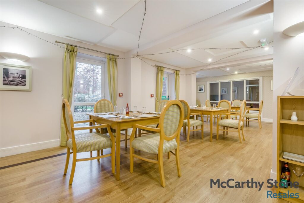 Peel Court, College Way, Welwyn Garden City, Hertfordshire, AL8 6DG