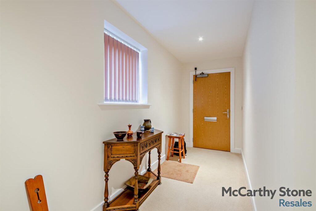 The Moors, Thatcham
