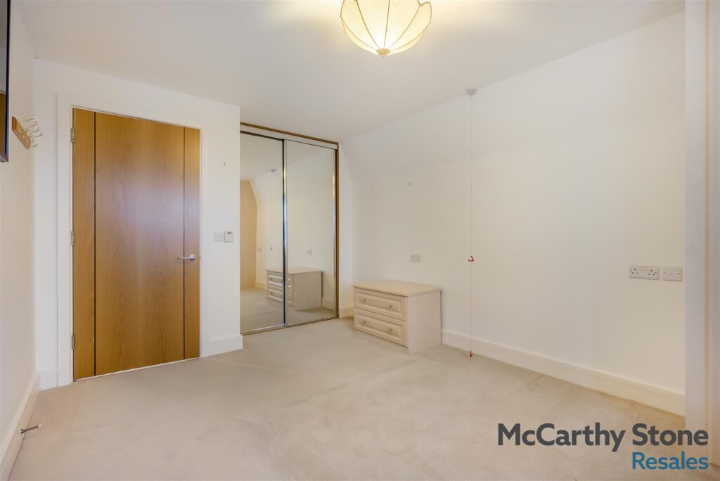 Peel Court, College Way, Welwyn Garden City, Hertfordshire, AL8 6DG