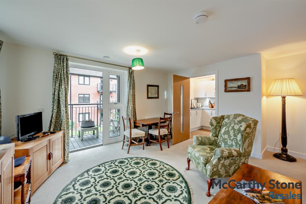 Pym Court Bewick Avenue, Topsham, Exeter