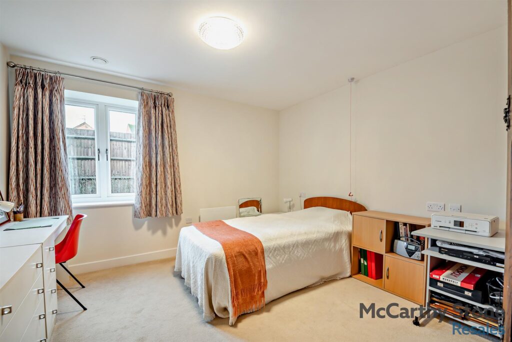 The Moors, Thatcham