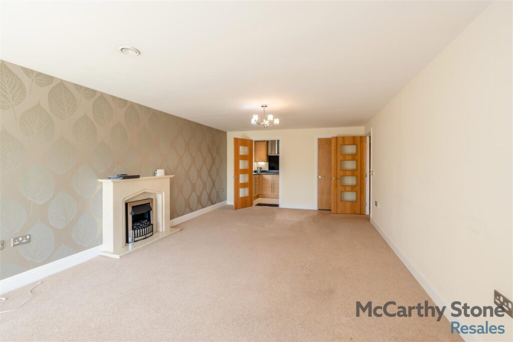 Sanderson Court, Park Road, Hagley