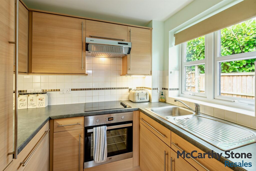 Stewart Court, High Street, Epping, CM16 4FJ
