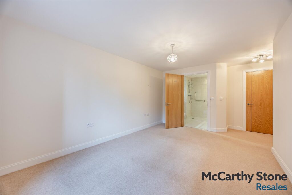 12 Canning Place, Granham Close, Marlborough