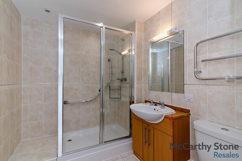 Eadhelm Court, Penlee Close, Edenbridge, TN8 5FD