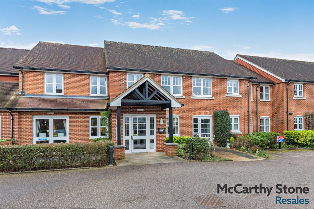 Stewart Court, High Street, Epping, CM16 4FJ