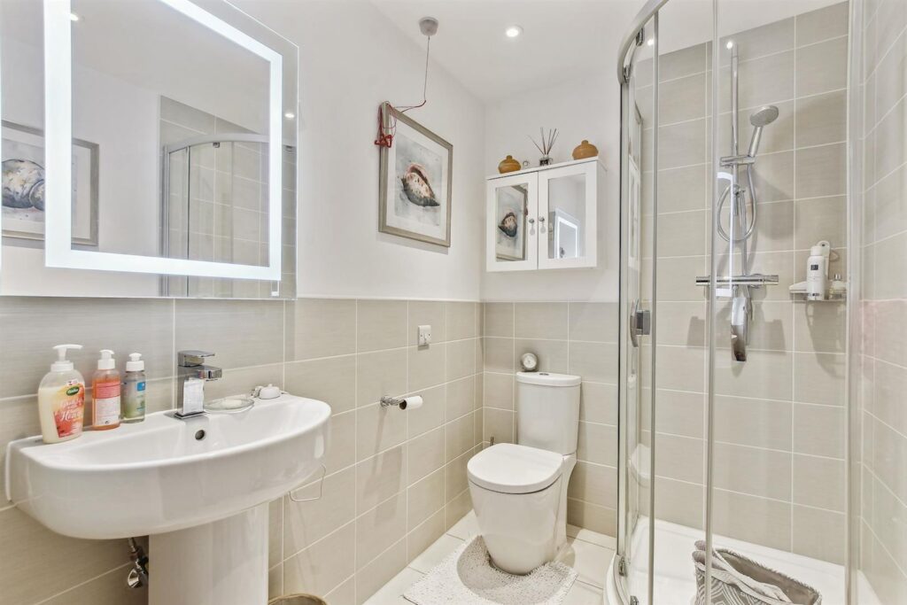 Moorfield Road, Denham, Uxbridge