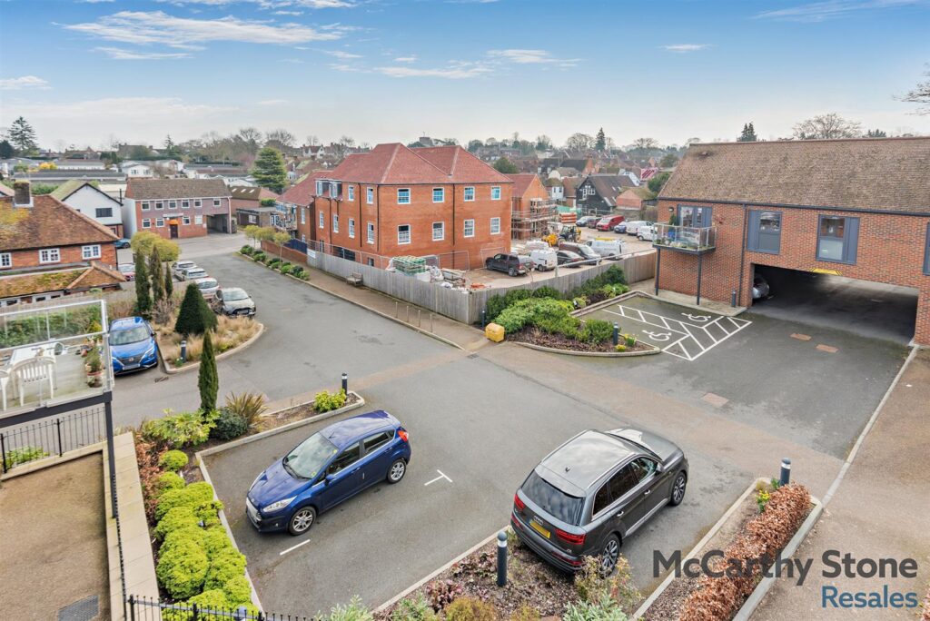 Wayfarer Place, The Dean, Alresford
