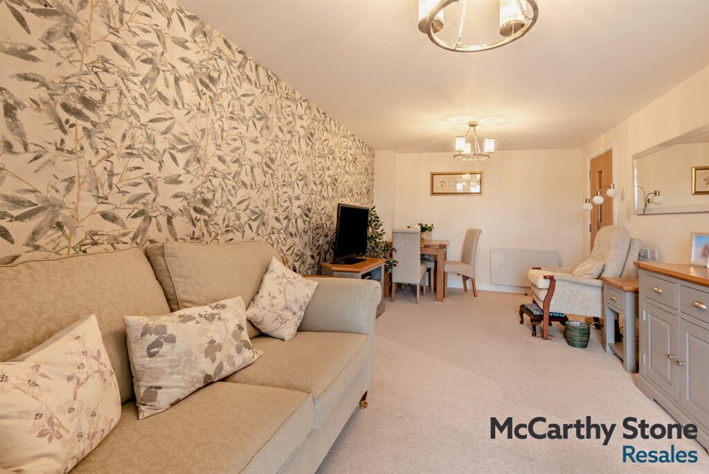 Wayfarer Place, The Dean, Alresford