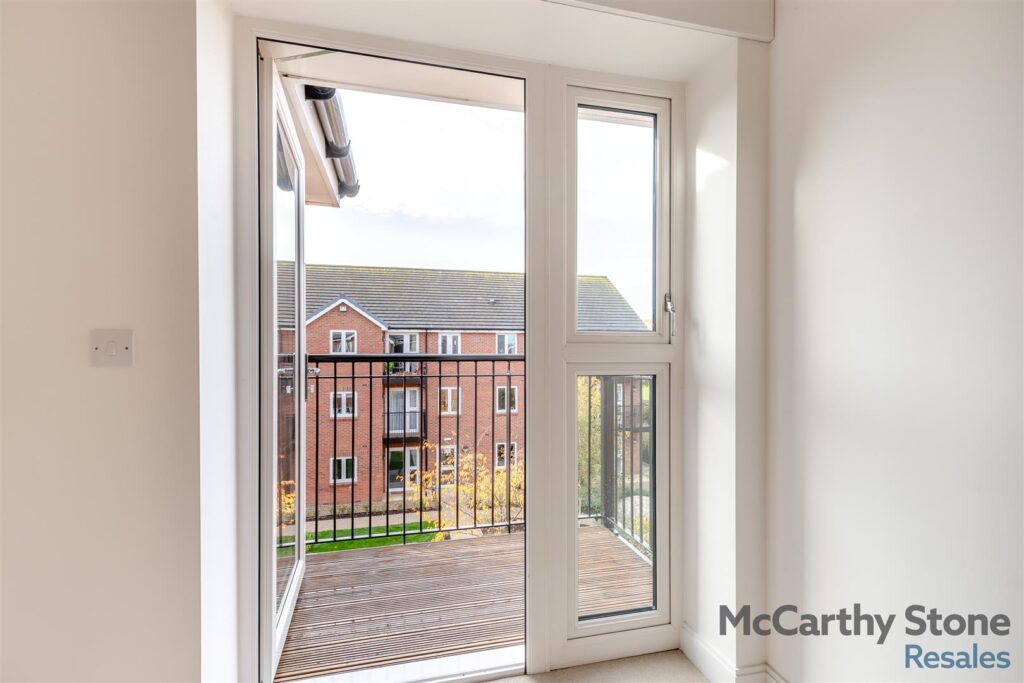 Oakhill Place, High View, Bedford