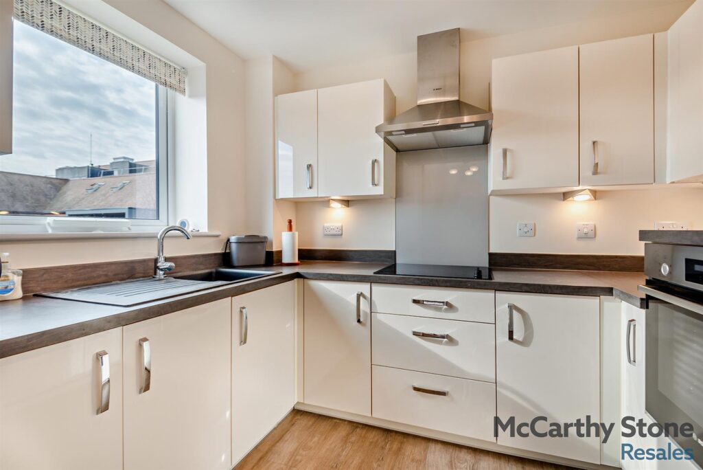 Wayfarer Place, The Dean, Alresford