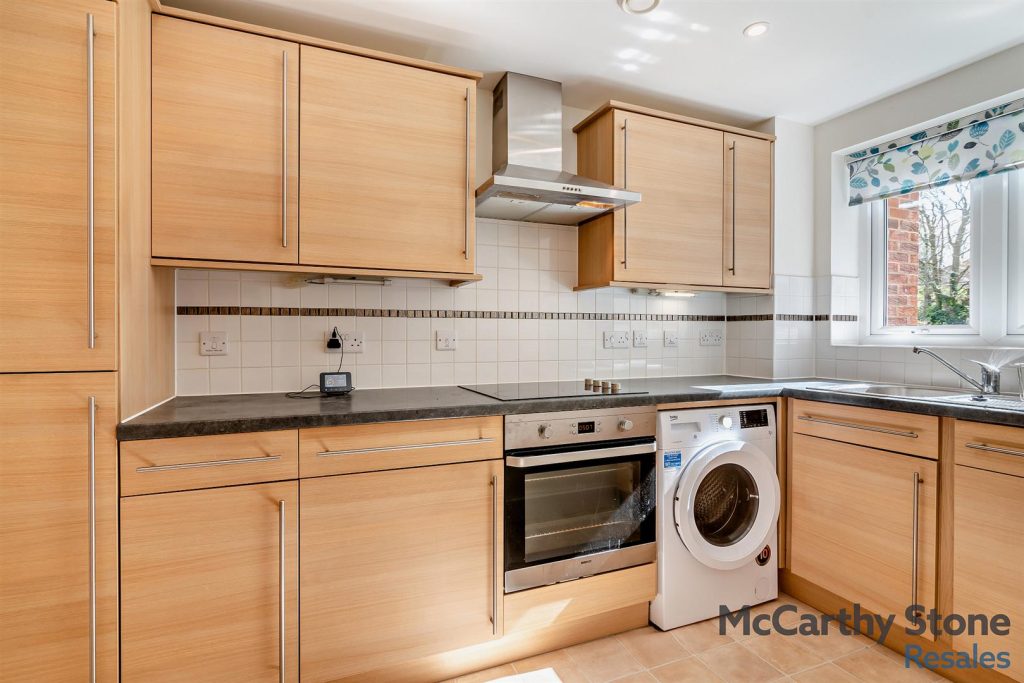 Eadhelm Court, Penlee Close, Edenbridge, TN8 5FD