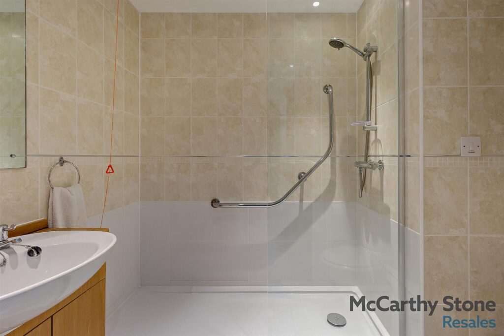 Stewart Court, High Street, Epping, CM16 4FJ