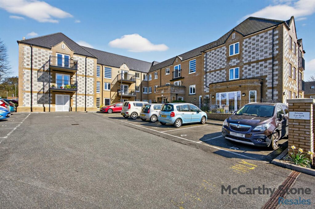 Olivier Place, Hart Close, Wilton, Salisbury