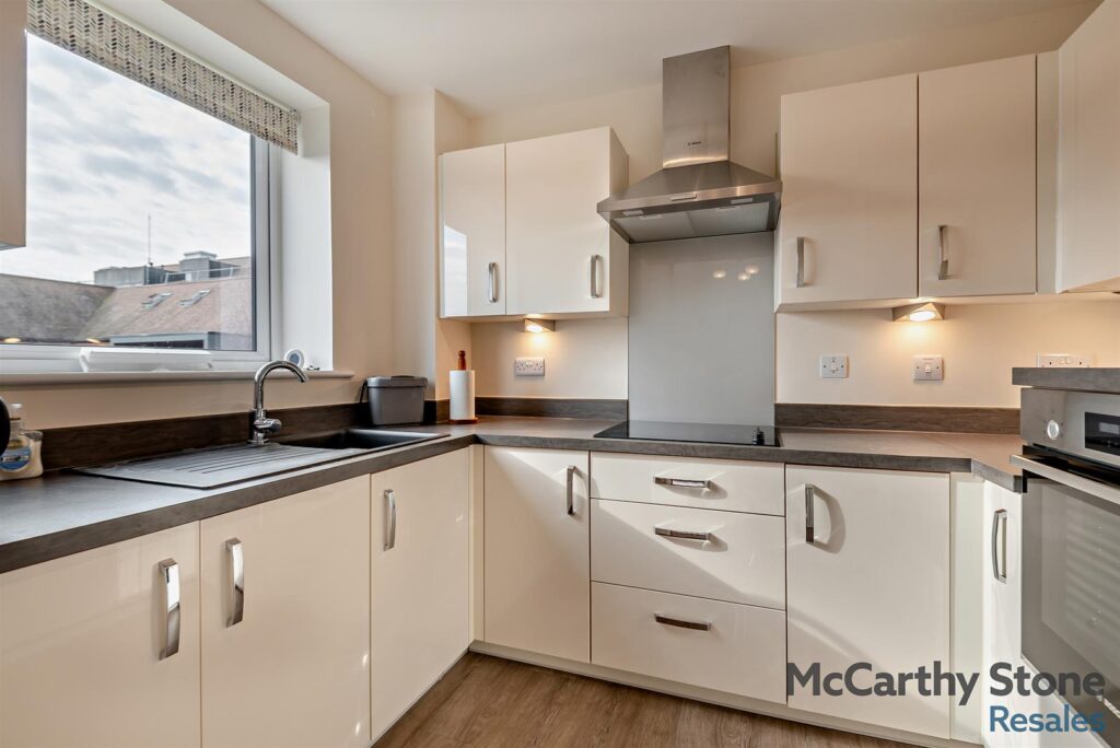 Wayfarer Place, The Dean, Alresford