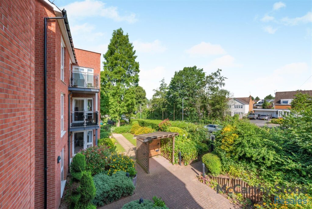 Sanderson Court, Park Road, Hagley