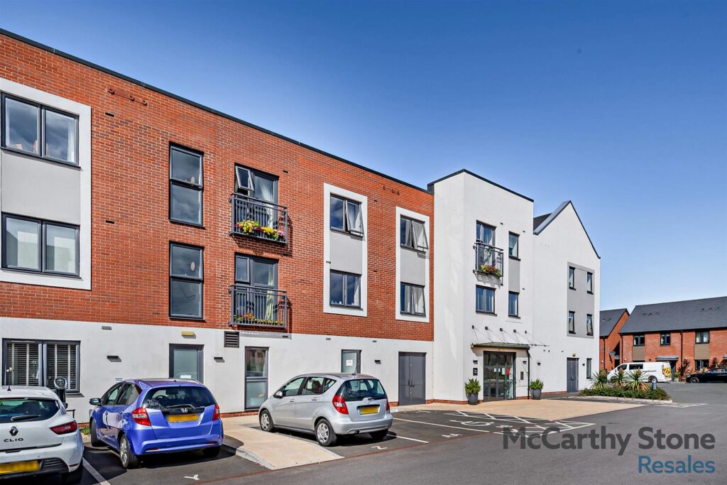 Pym Court, Bewick Avenue, Topsham, Exeter, EX3 0FR
