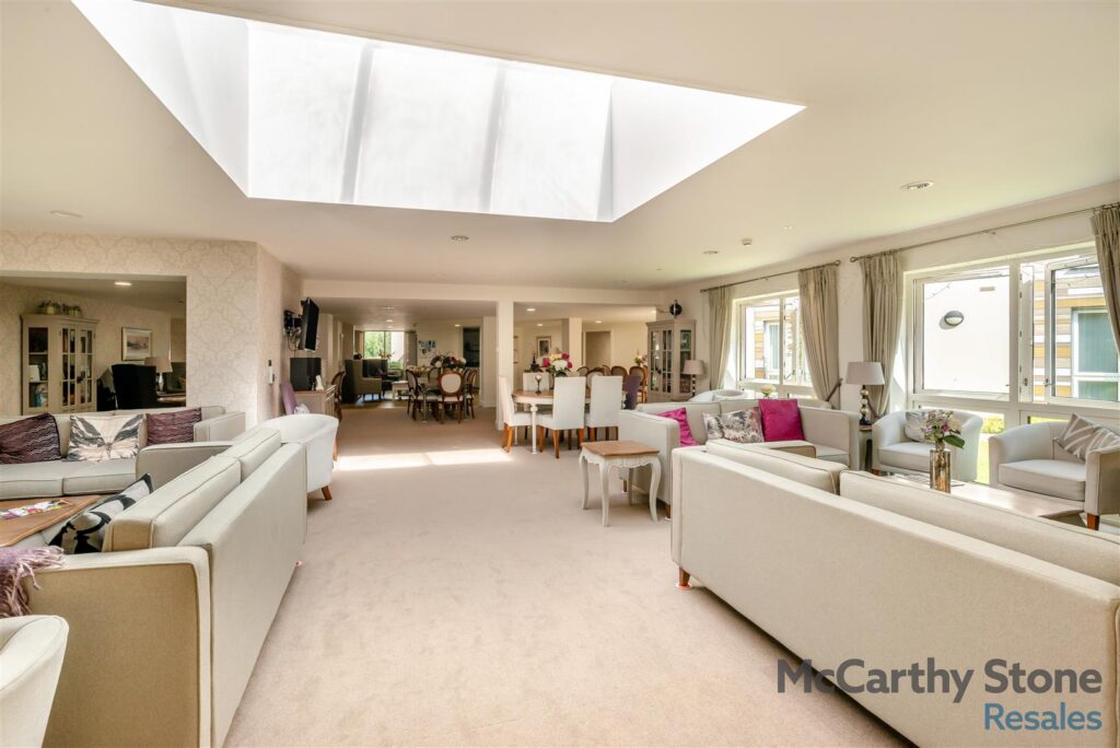 Sanderson Court, Park Road, Hagley