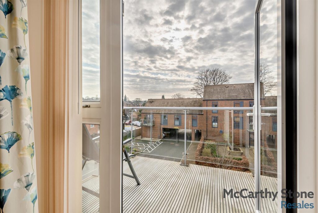 Wayfarer Place, The Dean, Alresford
