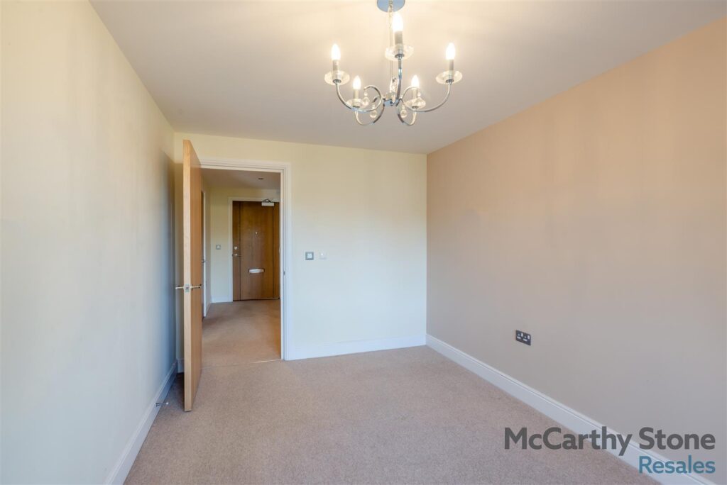 Sanderson Court, Park Road, Hagley