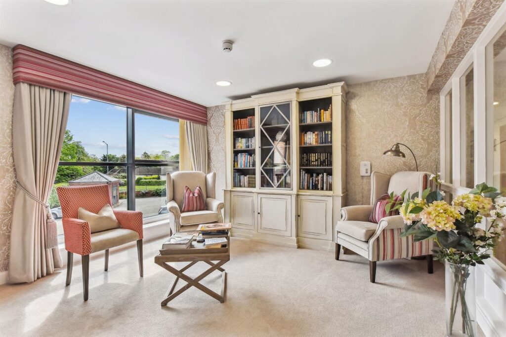 Moorfield Road, Denham, Uxbridge