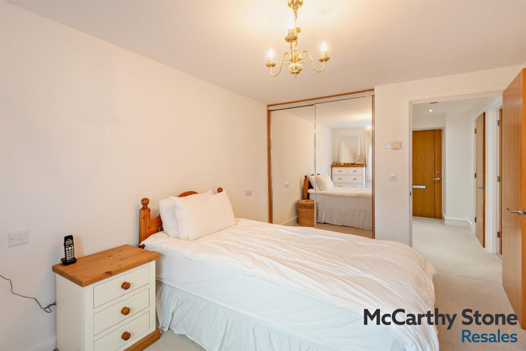 Stewart Court, High Street, Epping, CM16 4FJ
