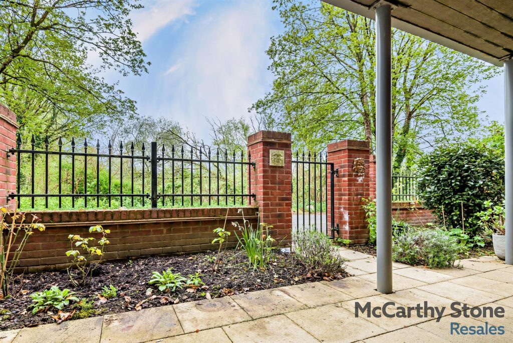 12 Canning Place, Granham Close, Marlborough