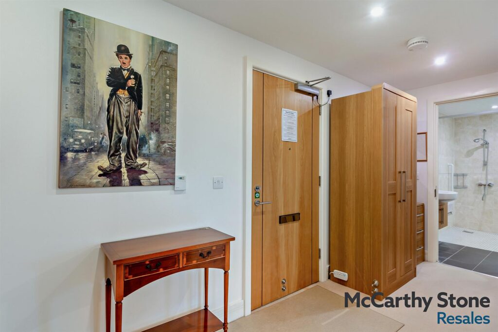 Peel Court, College Way, Welwyn Garden City, Hertfordshire, AL8 6DG