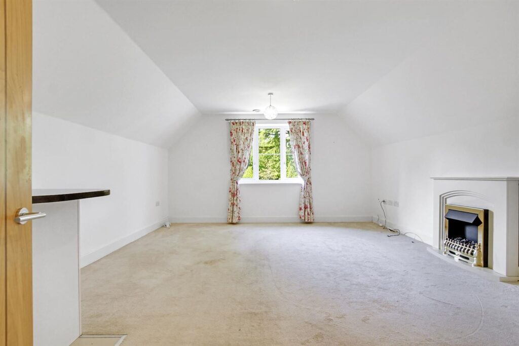 Faulkner House, Chislehurst, BR7 6FA
