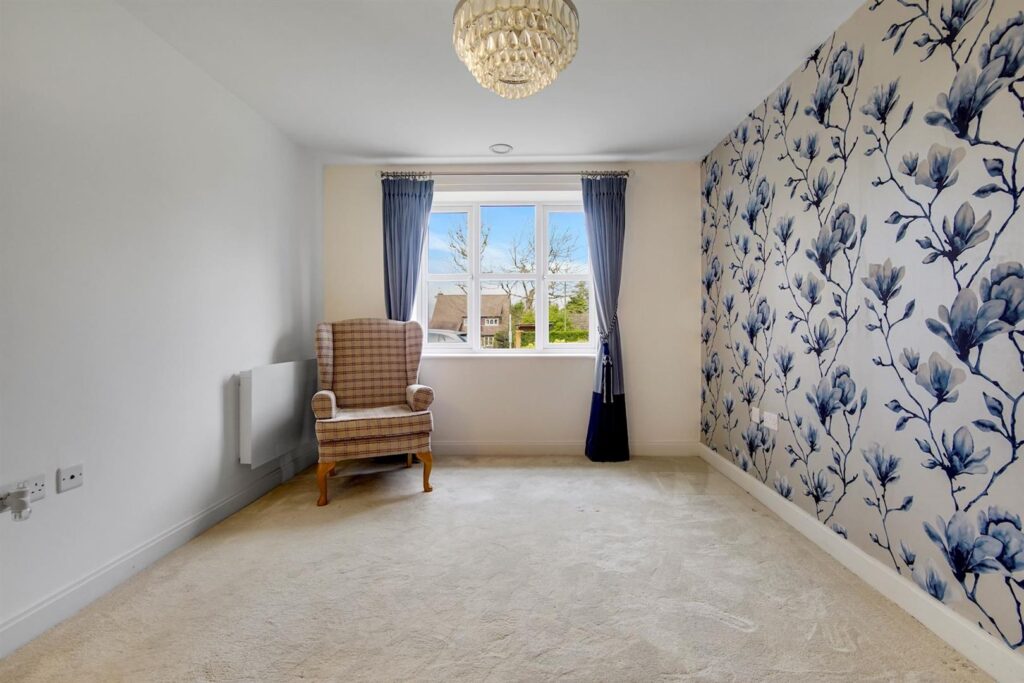 Langton House, Westhall Road, Warlingham, CR6 9HF