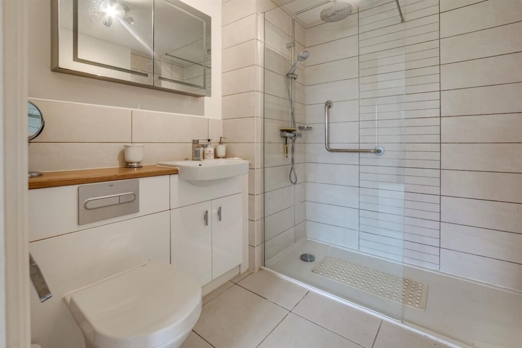 Langton House, Westhall Road, Warlingham, CR6 9HF