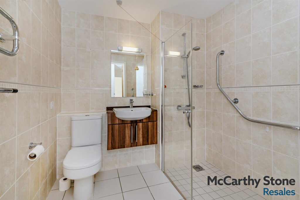 Holmes Place, Crowborough Hill, Crowborough, TN6 2RS