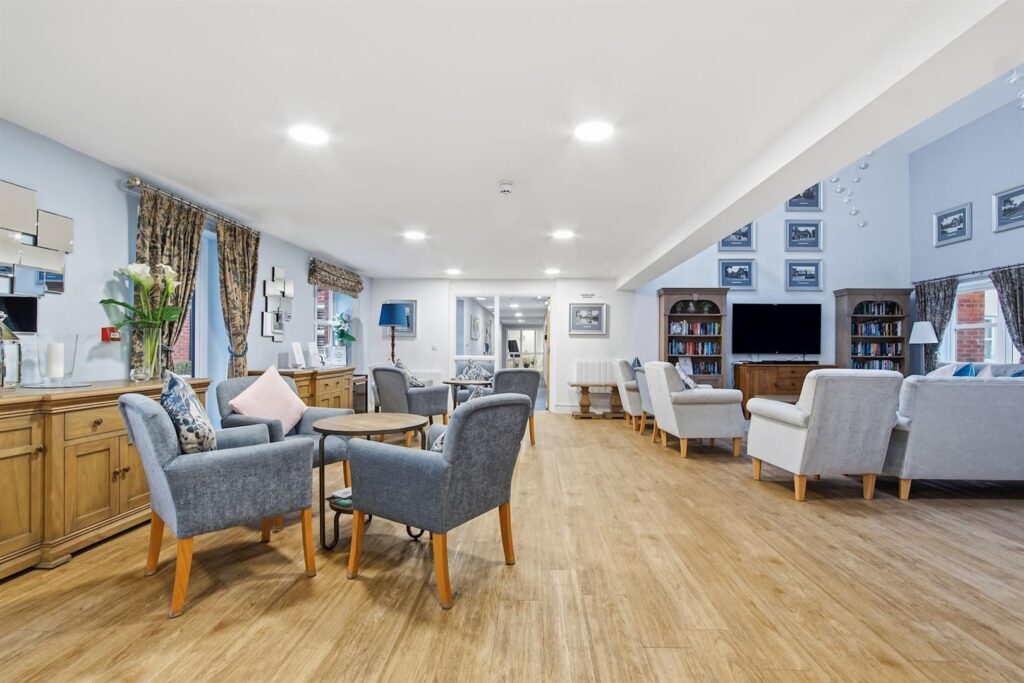 Langton House, Westhall Road, Warlingham, CR6 9HF