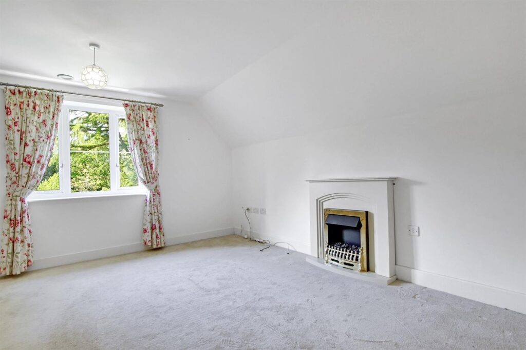 Faulkner House, Chislehurst, BR7 6FA