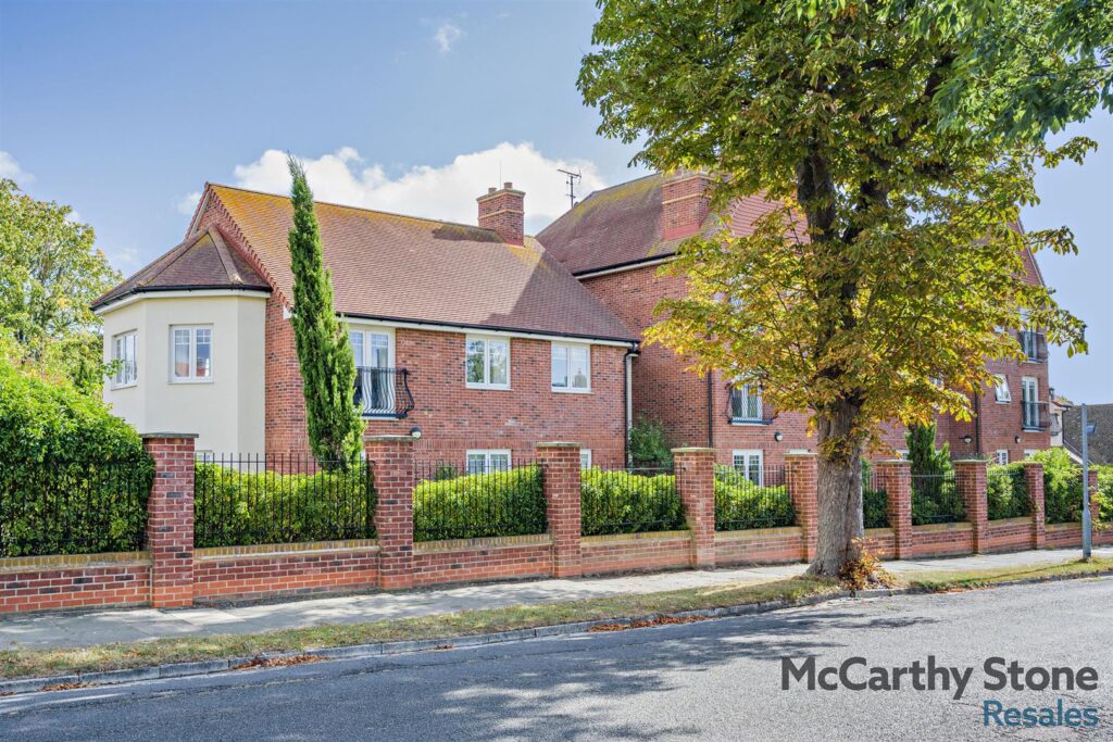 Victoria Gardens. Raglan Road, Frinton-On-Sea, Essex, CO13 9FA