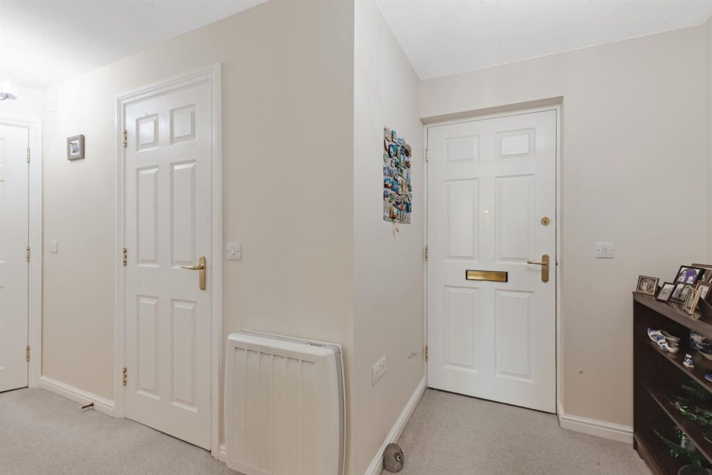 Sanders Court, Junction Road, Warley, Brentwood, CM14 5FG