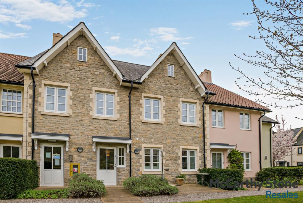 Barnhill Court, Barnhill Road, Chipping Sodbury, Bristol