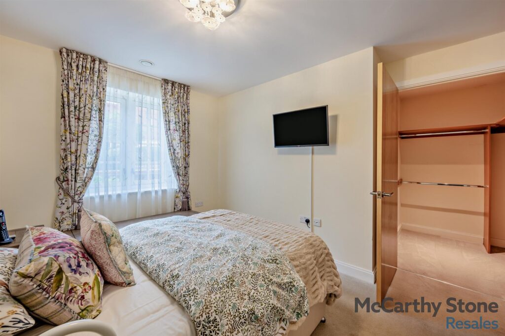 Le Jardin, Station Road, Letchworth Garden City, SG6 3BA