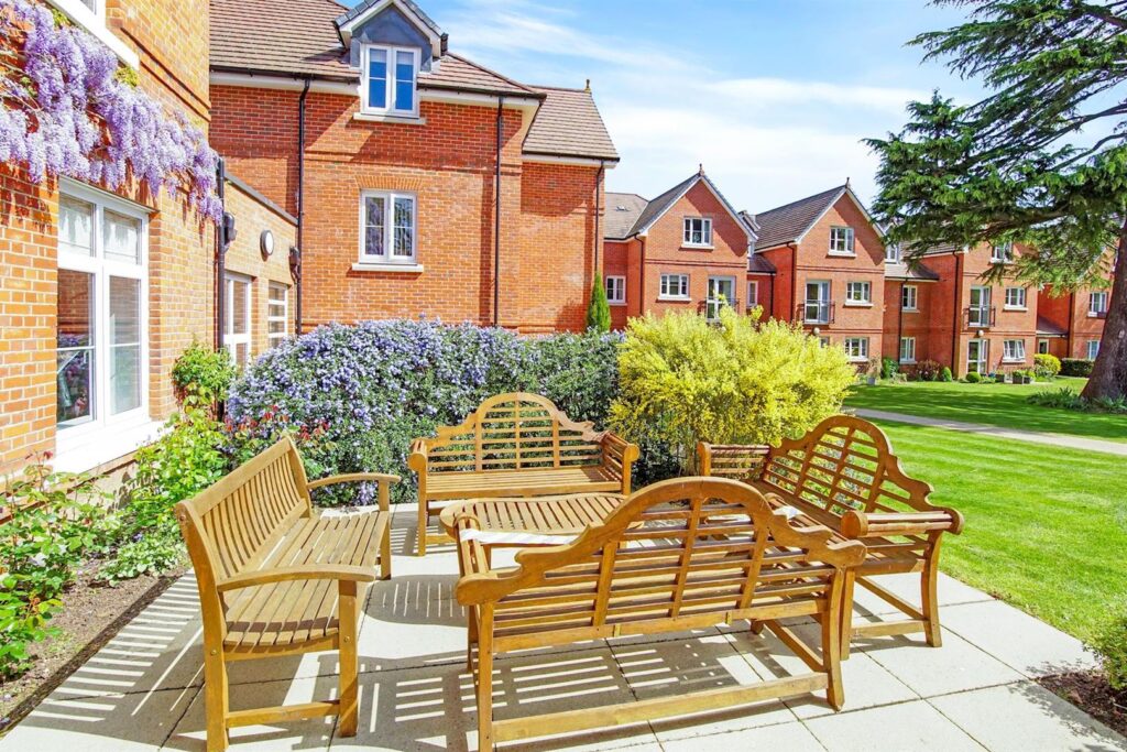 Faulkner House, Chislehurst, BR7 6FA