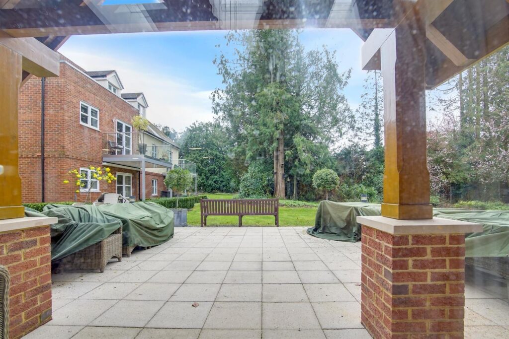 Langton House, Westhall Road, Warlingham, CR6 9HF