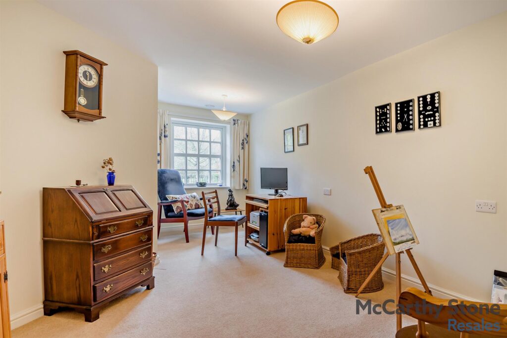 Barnhill Court, Barnhill Road, Chipping Sodbury, Bristol
