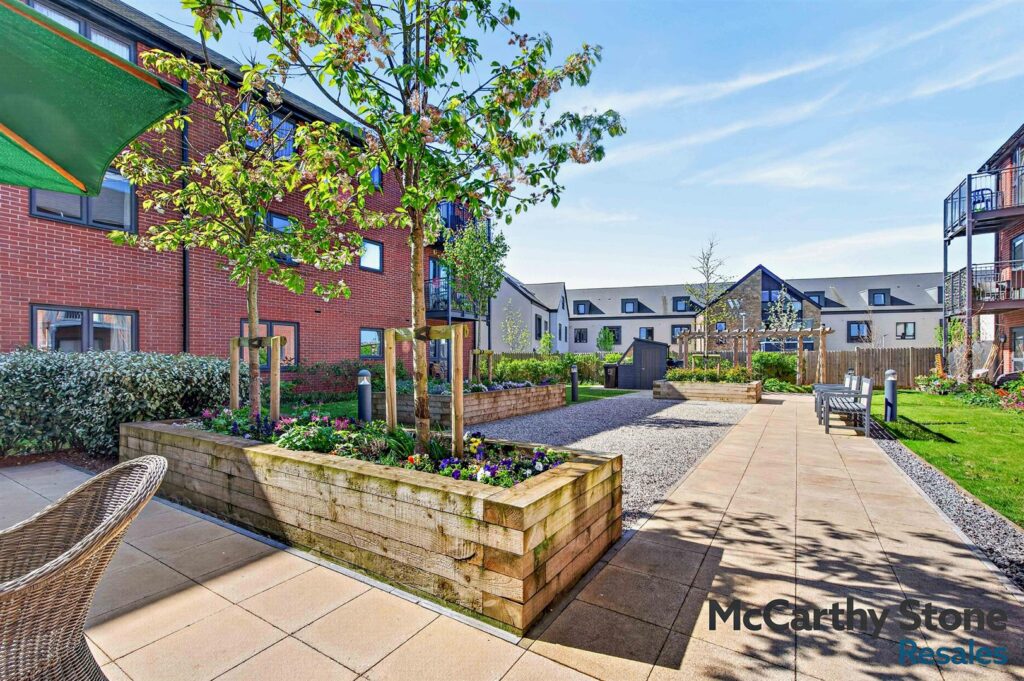Pym Court Bewick Avenue, Topsham, Exeter