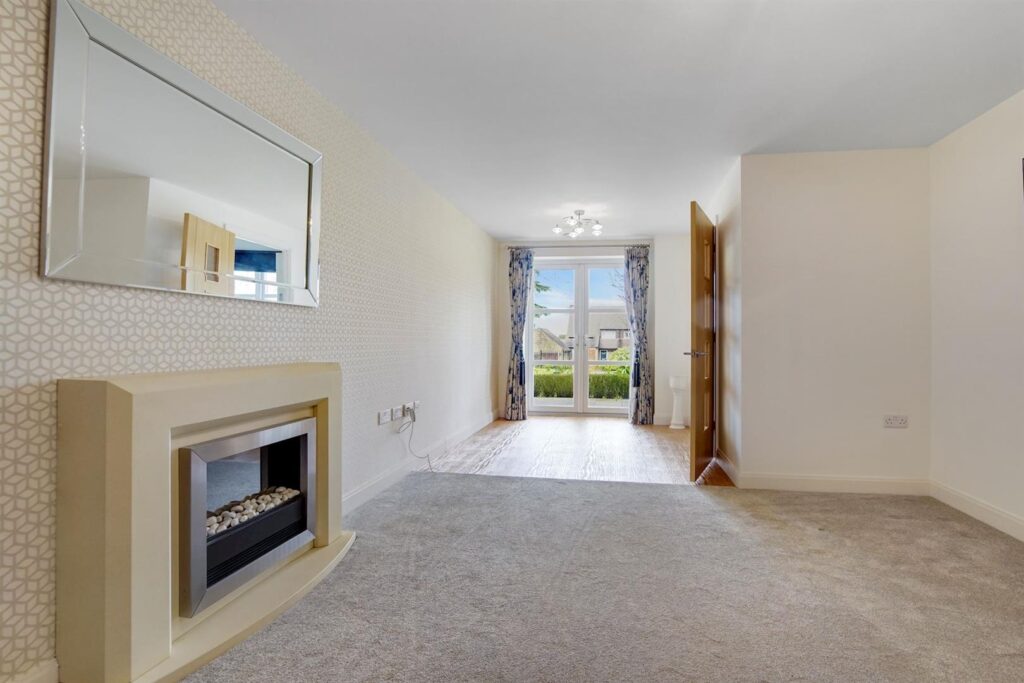 Langton House, Westhall Road, Warlingham, CR6 9HF