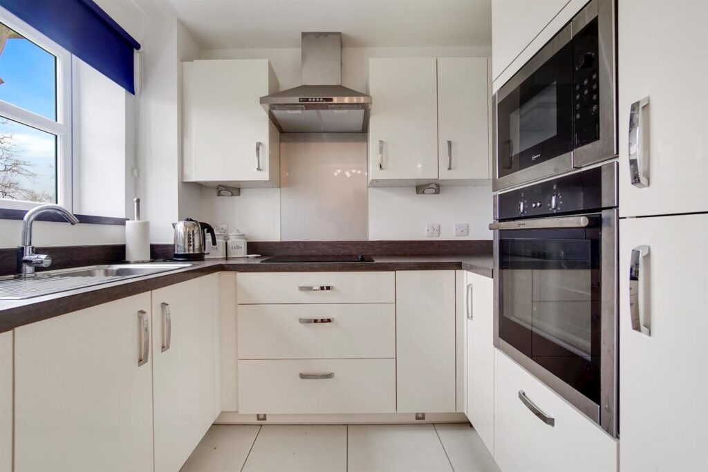 Langton House, Westhall Road, Warlingham, CR6 9HF