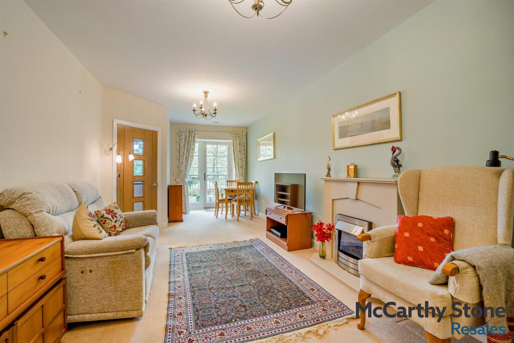 Lambrook Court, Gloucester Road, Larkhall, Bath