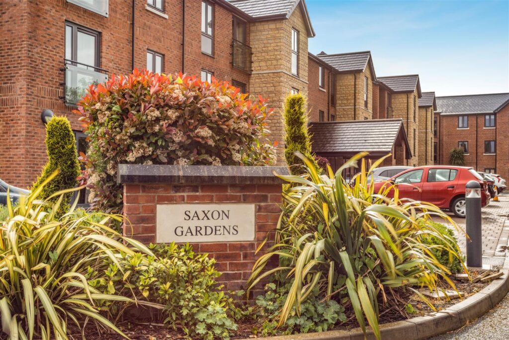 Saxon Gardens, Penn Street, Oakham, Rutland, LE15 6DF