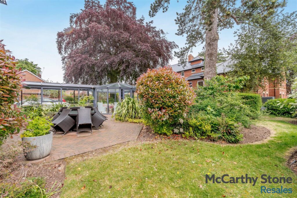 1 Wilton Court, Southbank Road, Kenilworth